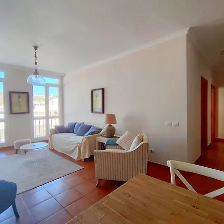 Apartment D10 By Wave
